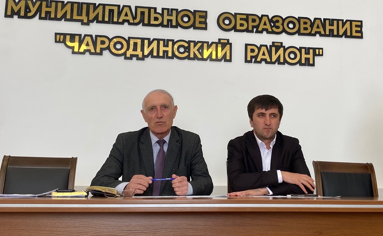 В зале заседаний администрации района состоялось очередное плановое совещание.